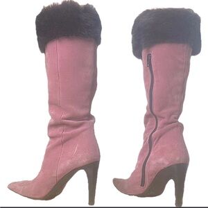 Vintage Women’s Pink Suede Heeled Boot with Brown Fur Trim